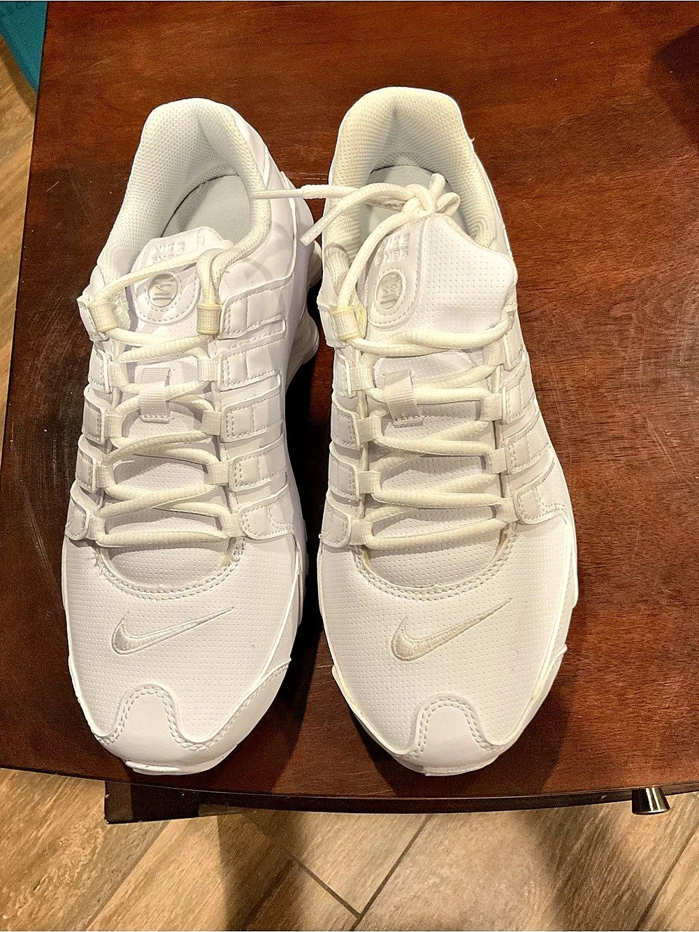 Nike Shox R4 White Athletic Shoes US 7.5 Like New